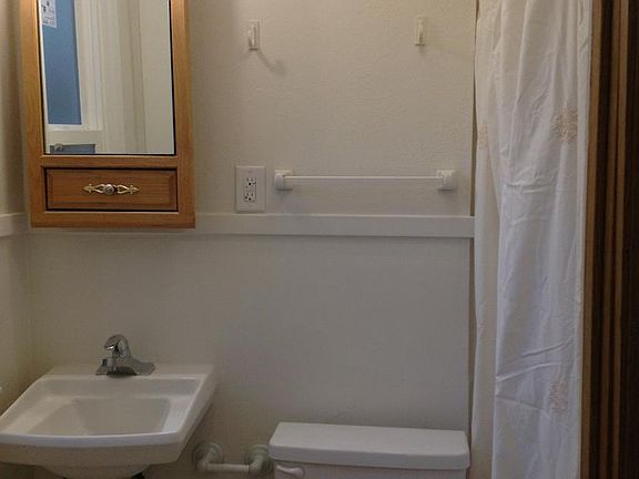 Full bath