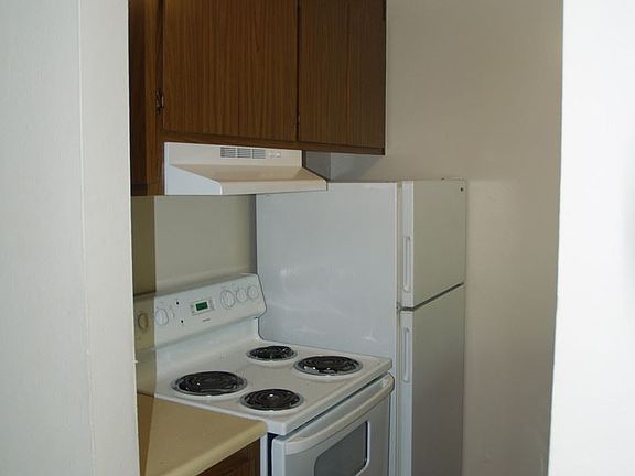 5th image of 7499 Donohue Dr APT 6