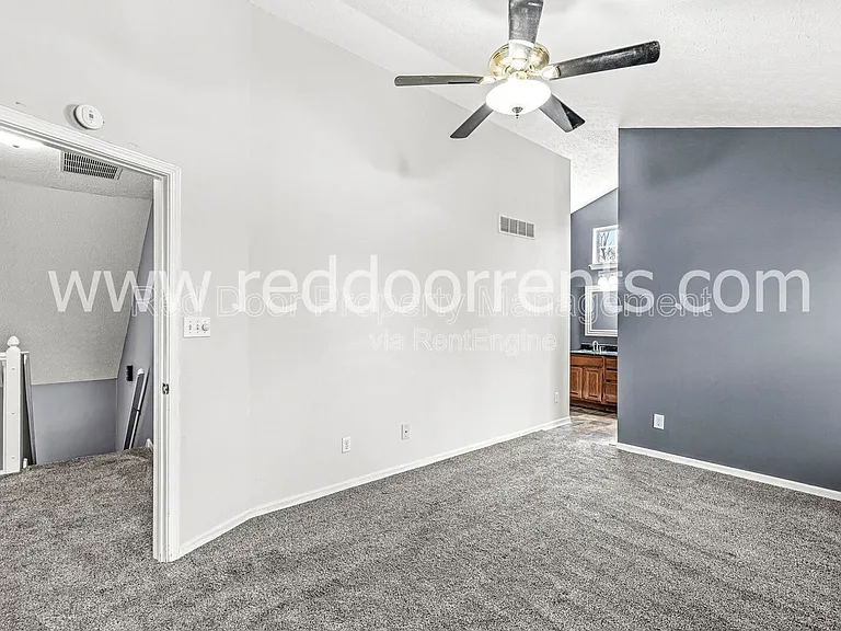 1522 Lake Point Ln N — Photo 19