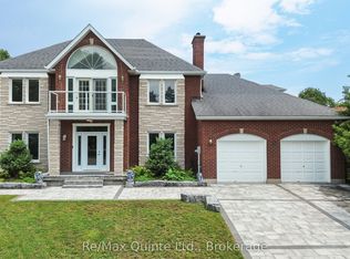 17 Applewood Ct, Quinte West, ON K8V6J3