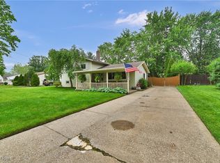 4853 Charles Rd, North Ridgeville, OH 44039