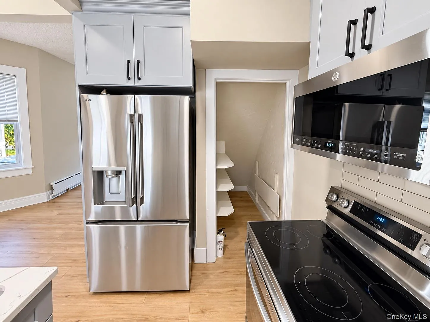 3 bed, 1.5 bath, 1050 sqft, $2,650 — Photo 4