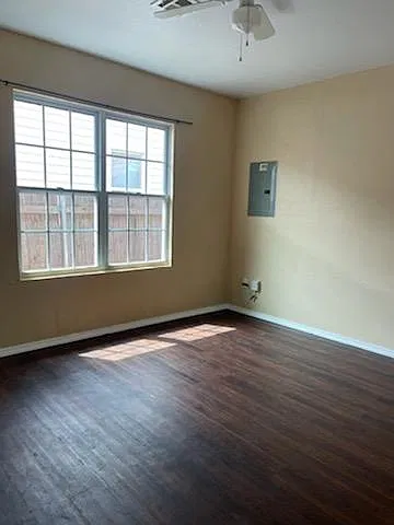2 bed, 900 sqft, $1,000 — Photo 4