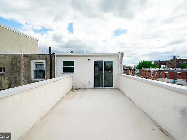 2147 Ellsworth St — Photo 11
