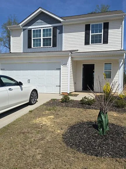 4715 Hazelburn Dr — Photo 2