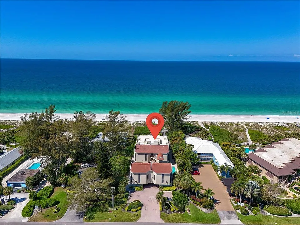 5611 Gulf Of Mexico Dr #1