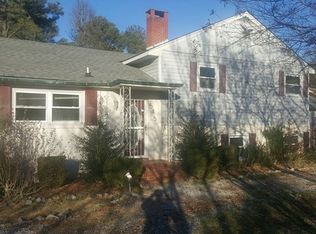 545 Oak Hill Rd, Petersburg, VA 23805