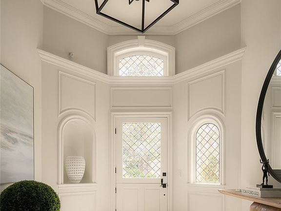 3rd image of 2 Royal Saint George Rd