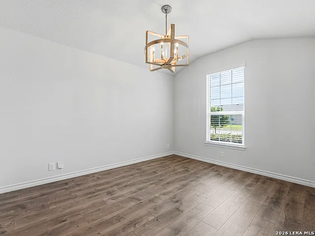 804 Red Riv — Photo 12