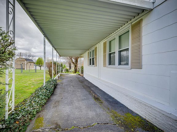 4th image of 2029 Lee Hwy