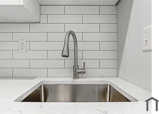 4220 Mantua Ave #B30 — Photo 17