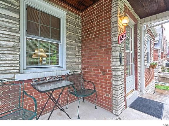 2nd image of 6363 Bancroft Ave