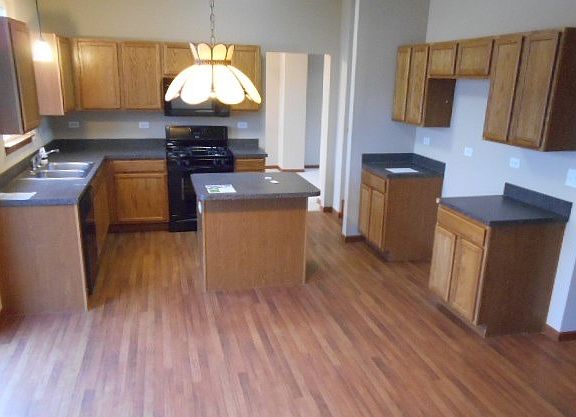 5th image of 2606 Oasis Dr