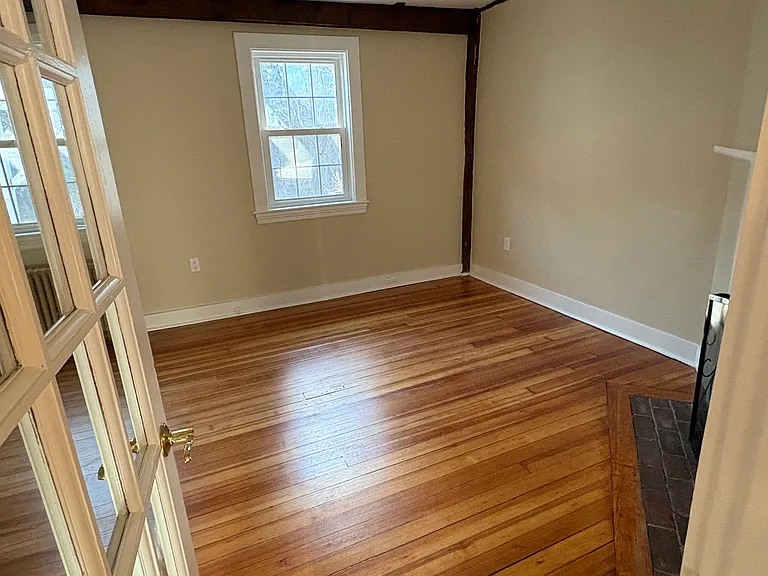 Entrance to Living room