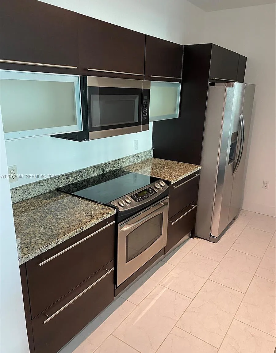 The Plaza 851 Brickell Co — Photo 2