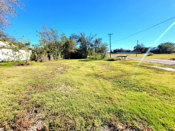 201 Oak St, Borger, TX 79007