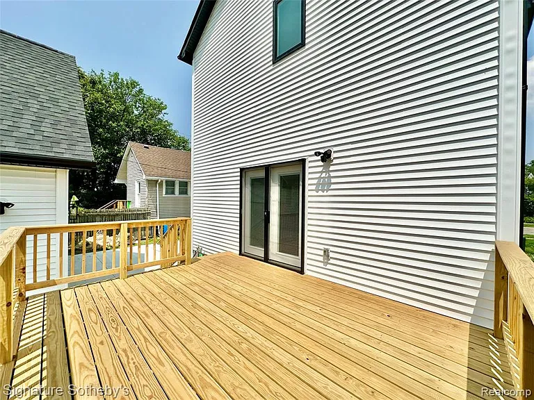 442 Ardmore Dr — Photo 10