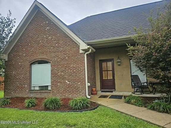 4th image of 101 Grandview Dr