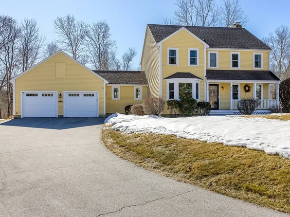 414 Davis St, Northborough, MA 01532