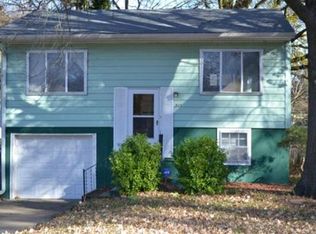 920 SW Watson Ave, Topeka, KS 66606