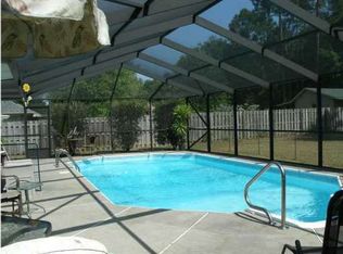 5623 Whispering Woods Dr, Pace, FL 32571