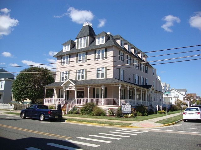 1st image of 4600 Landis Ave #2F