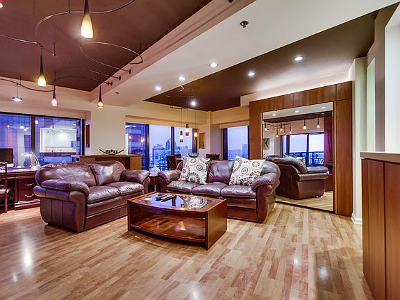 3rd image of 200 Harbor Dr Unit 2803