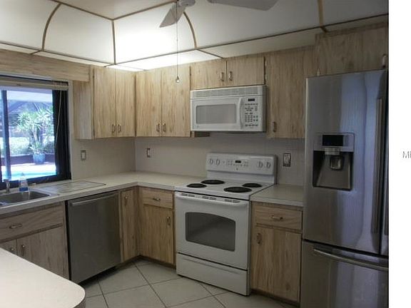 5th image of 1100 Sklar Dr E