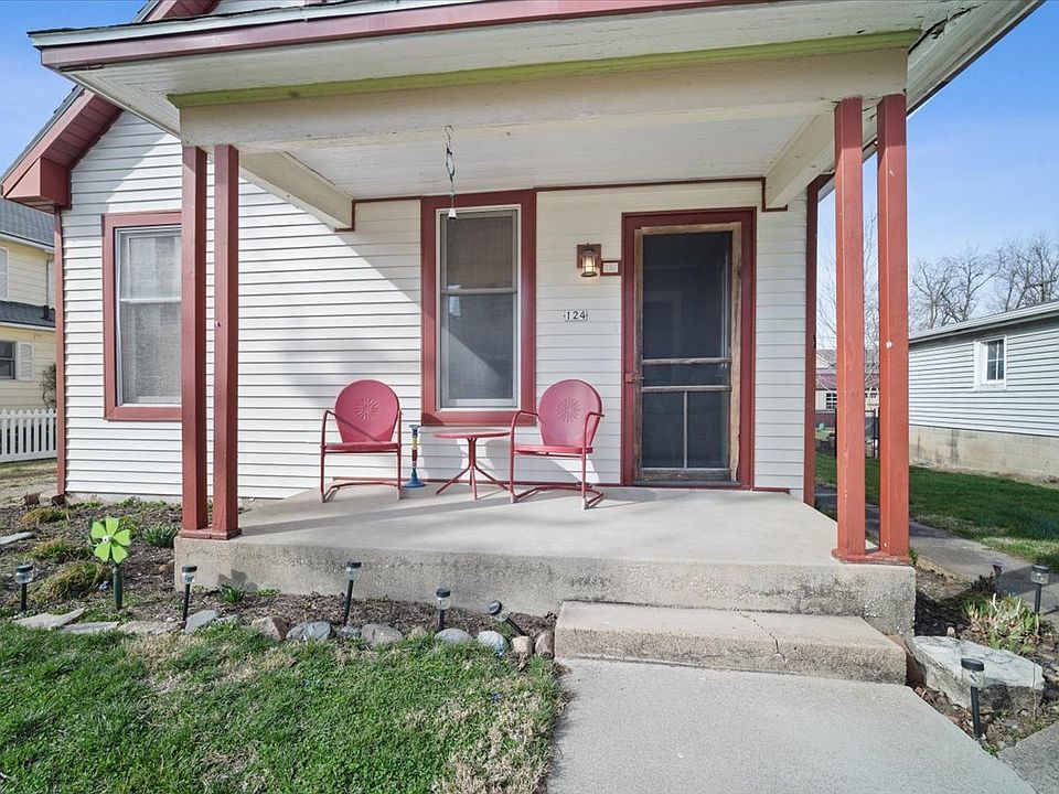 124 W Exchange St, Danvers, IL 61732 Zillow