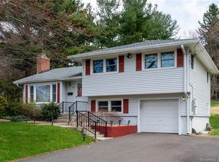 52 Willow St, South Windsor, CT 06074