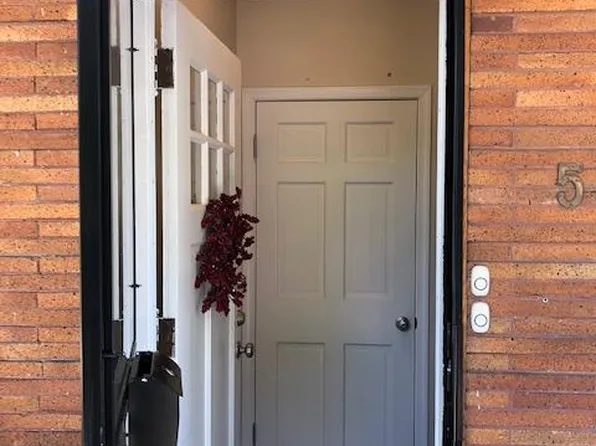 535 E 41st St #B, Baltimore, MD 21218