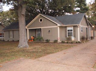 824 Hunters Retreat Dr, Collierville, TN 38017