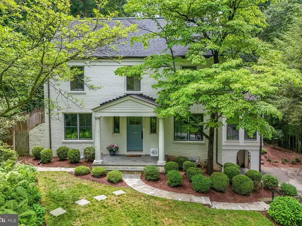 6516 Broxburn Dr, Bethesda, MD 20817