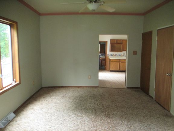 4th image of 727 Carney Blvd