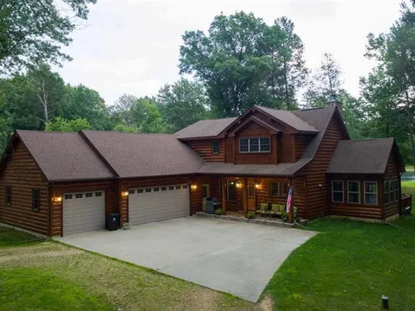N7782 Legend Lake Circle, New Lisbon, WI 53950