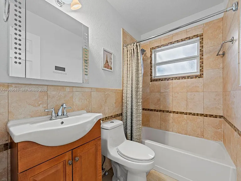 3605 SW 122nd Pl #1 — Photo 19