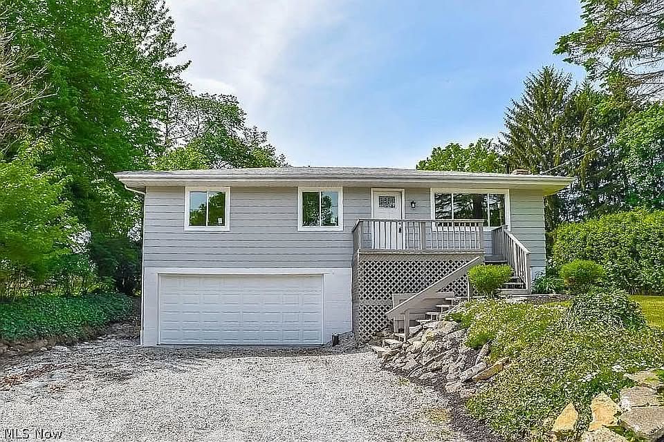 1st image of 3588 Albrecht Ave