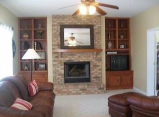 1 Dunhill Ct, O'Fallon, MO 63366