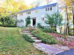 346 Danbury Rd, Ridgefield, CT 06877