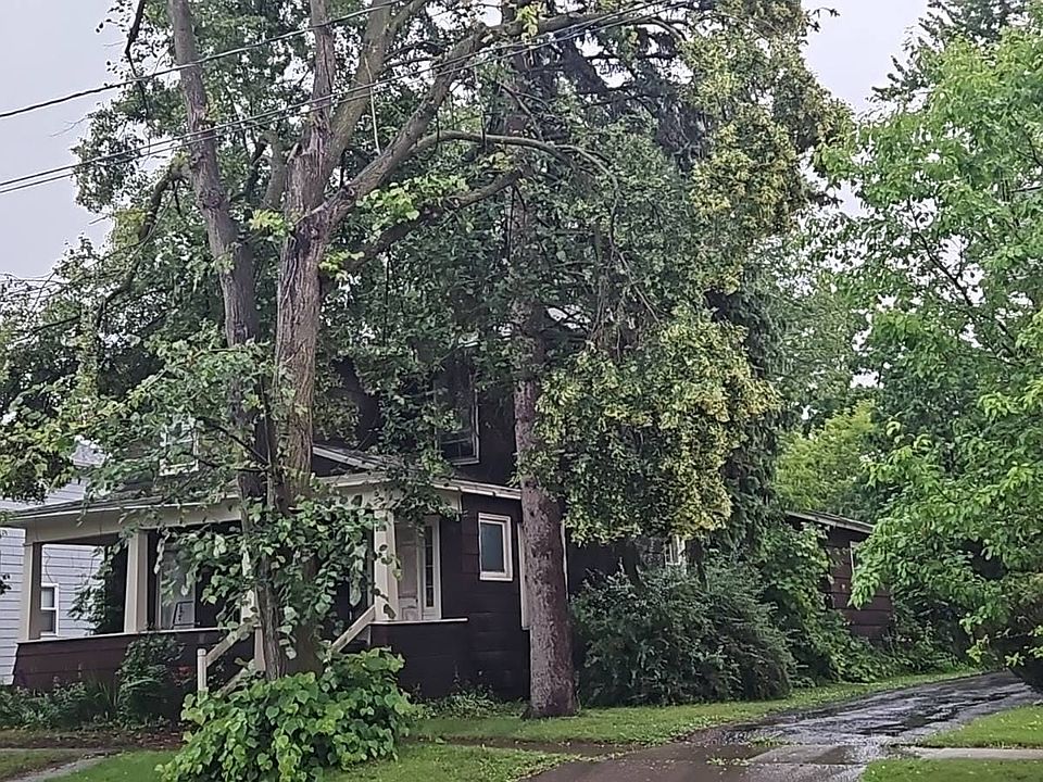 2nd image of 362 Walnut St