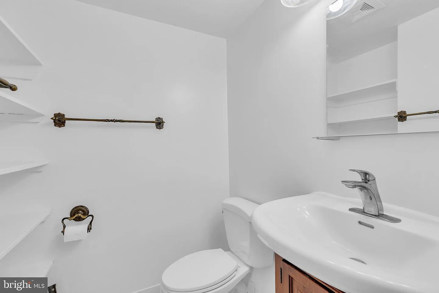 12413 Braxfield Court - 3 — Photo 4