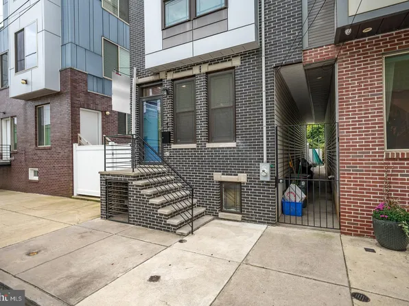 2505 Jasper St, Philadelphia, PA 19125