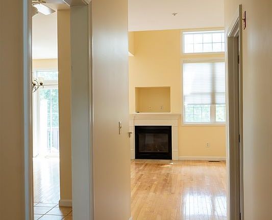 3rd image of 27 Reed Dr #27