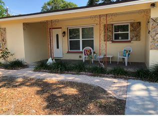 1455 Canterbury Dr, Clearwater, FL 33756