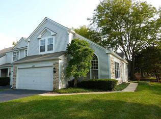 1585 Regan Ct, Hoffman Estates, IL 60192