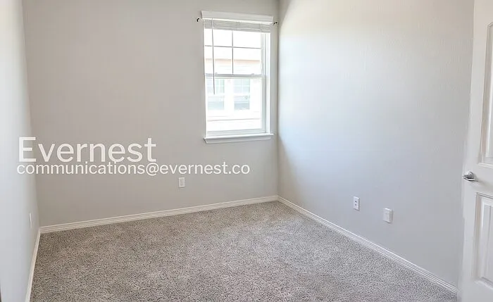 1689 Grand Ave #4 — Photo 11