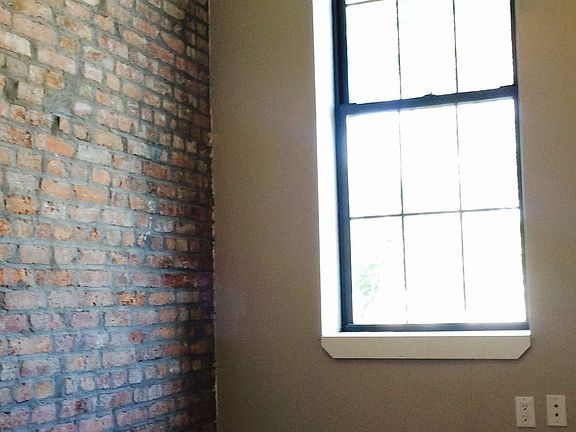 3rd image of 170 Suydam St #3H