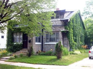 3320 N Palmer St, Milwaukee, WI 53212