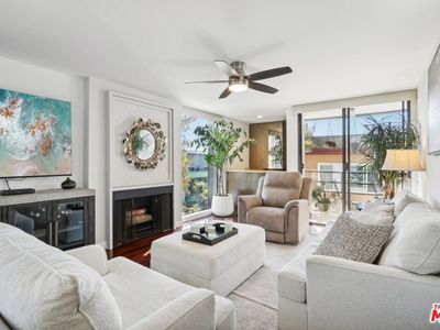 1215 N Olive Dr APT 203, West Hollywood, CA, 90069