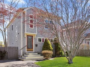 6 Taber St, Newport, RI 02840